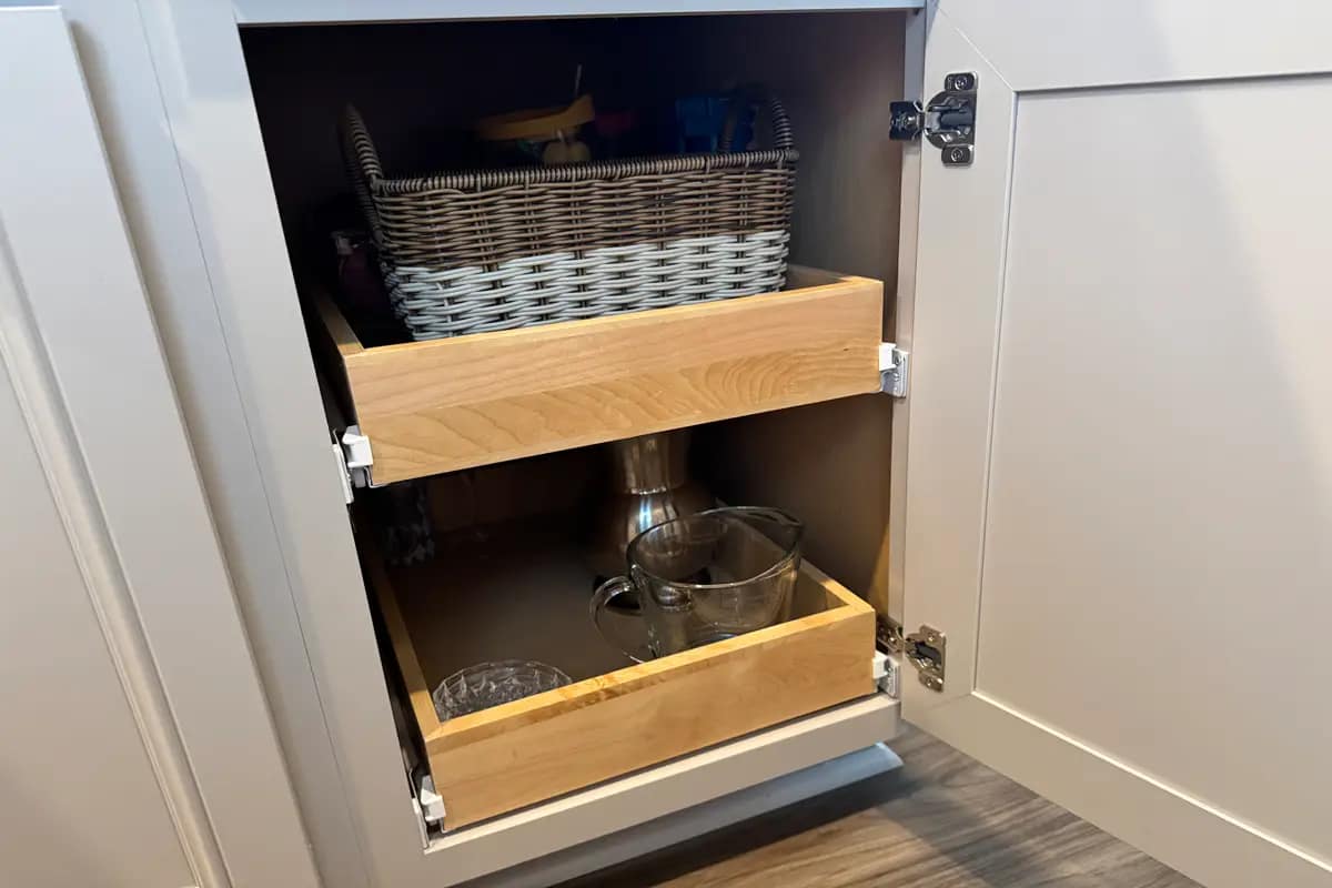 Pull-Out Shelves Kitchen